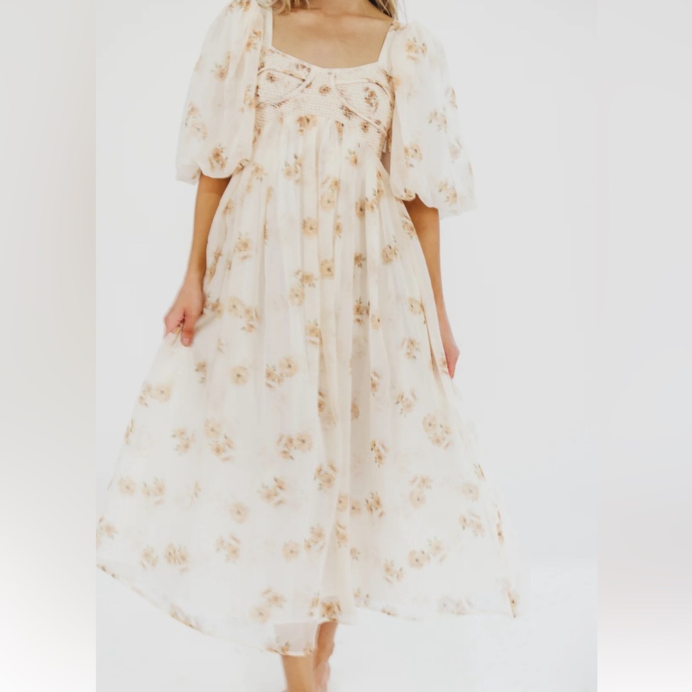 Worth Collective Dress “Taupe”